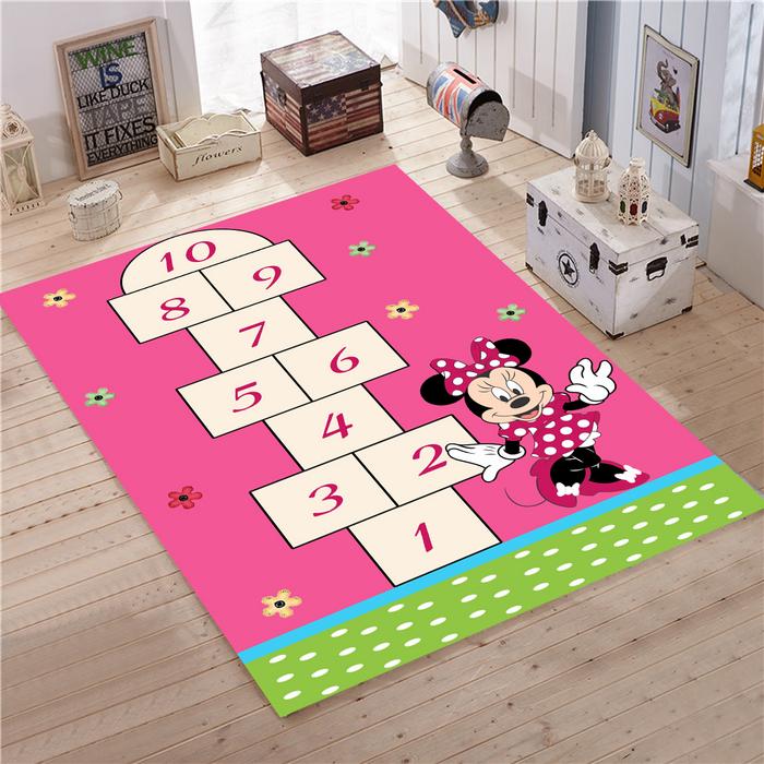 Minnie Mouse Seksekli  kız çocuk halısı